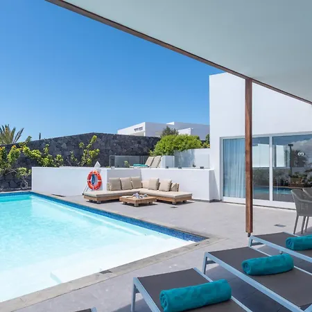 Ereza Royal Deluxe Hoopoe 120 Villa Playa Blanca (Lanzarote)